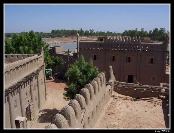 MALI