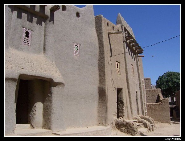 MALI